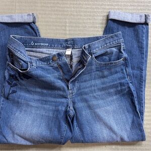 LOFT Outlet ladies size 6 boyfriend crop jeans